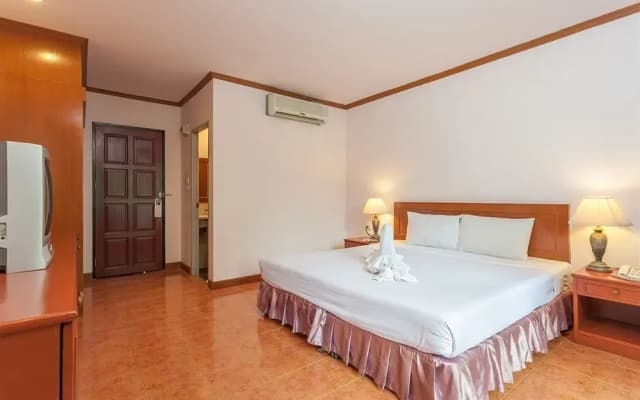 Inn Patong Beach Hotel, Phuket - photo 4