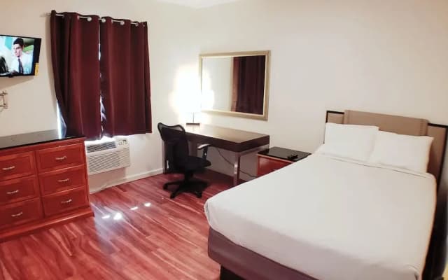 Anchor Pointe Inn - photo 3