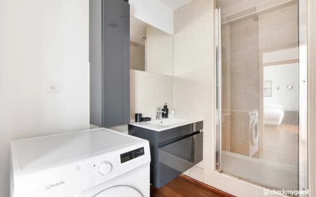 Welcoming Apartment - 3br/6p - Near Convention - photo 2