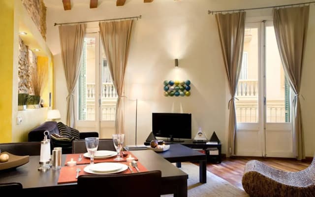 Picasso Apartment - photo 2