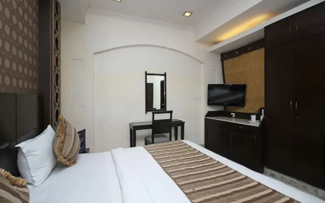OYO 5915 Hotel Swagath - photo 4
