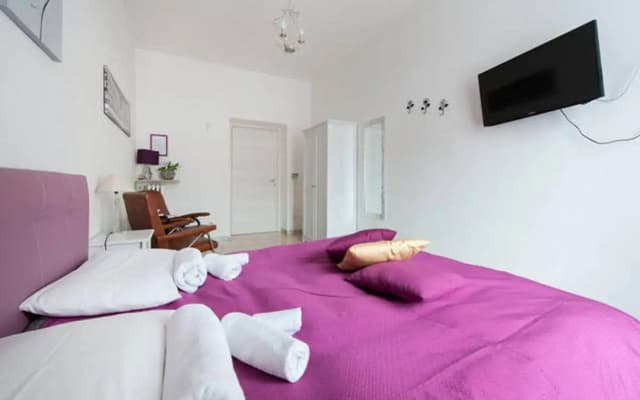 Via Cesena B&B - photo 2
