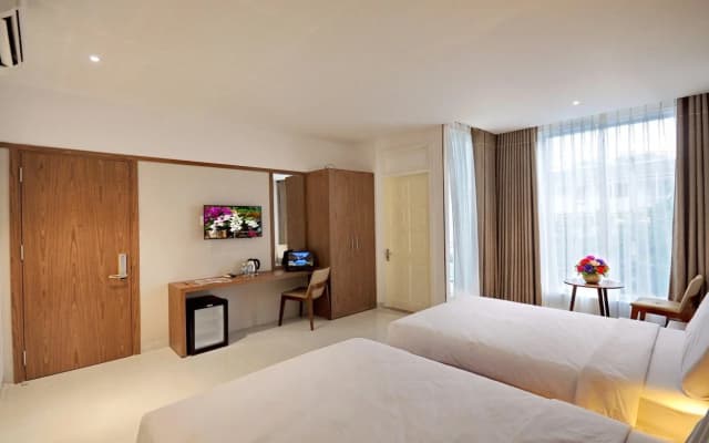 For You Hotel - photo 5