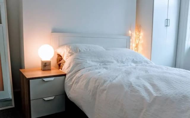 1 Bedroom Apartment Near Arthurs Seat - photo 2