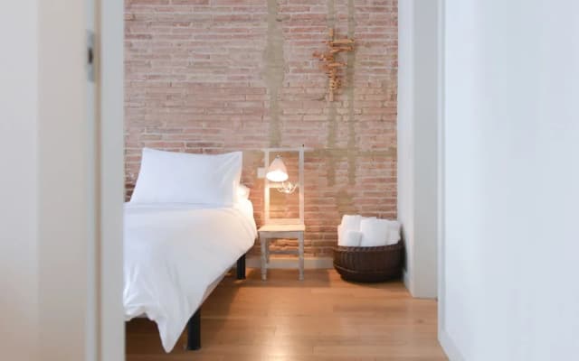 DestinationBCN Apartment Suites - photo 4