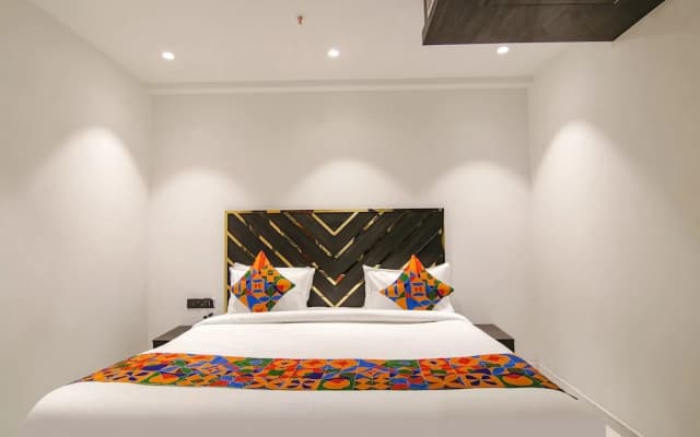 FabHotel Sky Suites Karkardooma - photo 4
