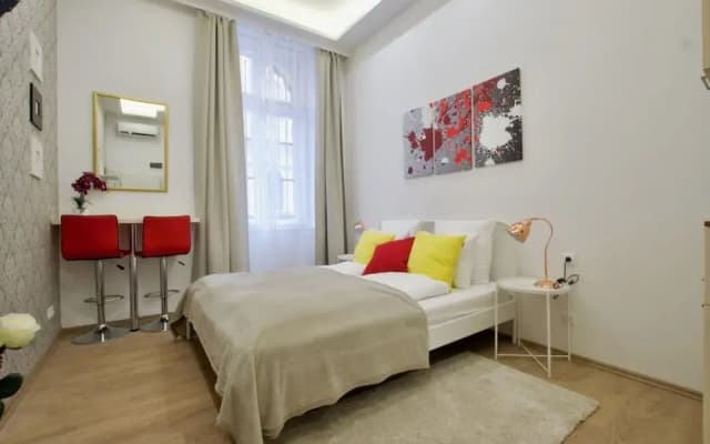 St King 11. Studio Apartments - photo 3