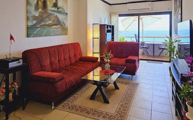 Patong Tower Condominium - photo 2