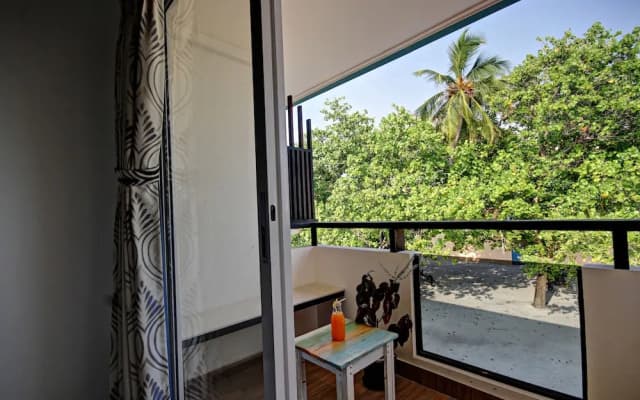 Crown Beach Villas  Bikini Beach - photo 4