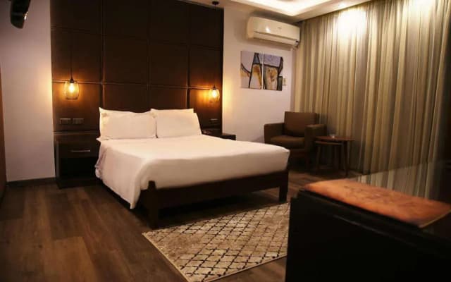 Pearl Hotel - photo 5