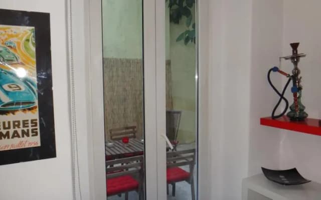 Fernandes Guest House - photo 4