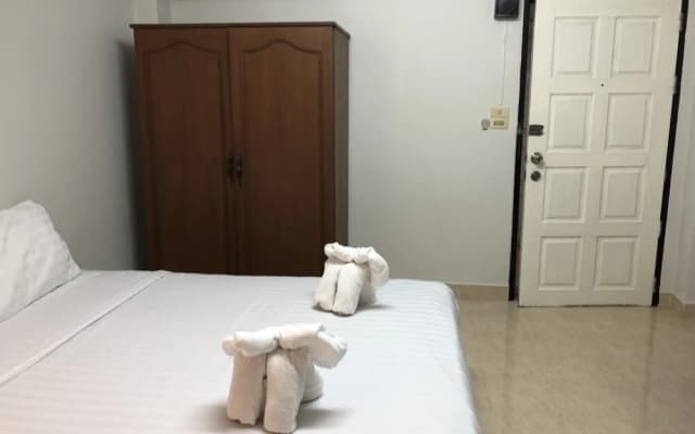 At 42 Residence - photo 3