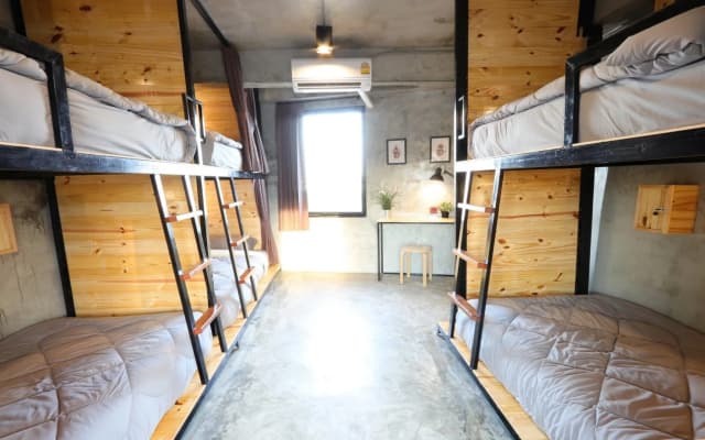 Hanu Hostel - photo 2