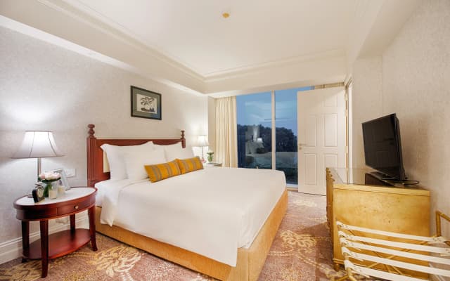 Apricot Hotel - photo 3