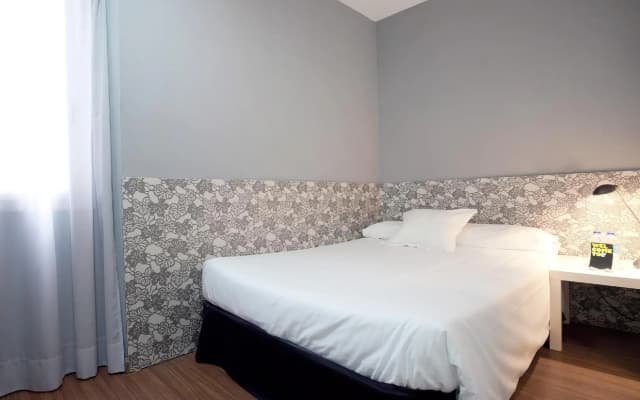 Hostal Nitzs Bcn - photo 3