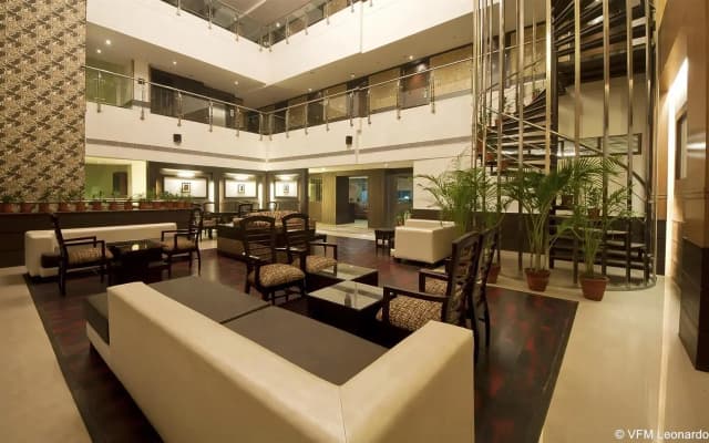 Hotel S K Crown Park - photo 5