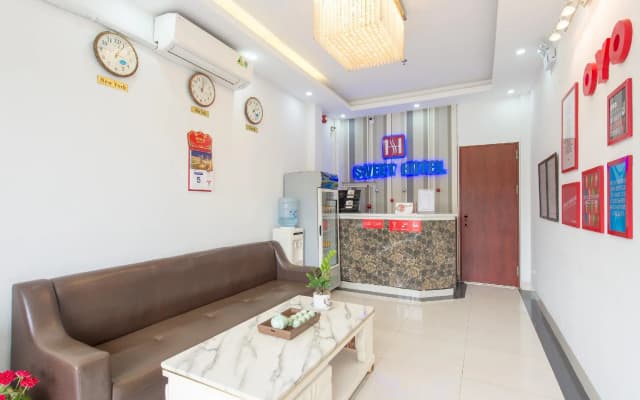 OYO 196 Sweet Hotel - photo 2