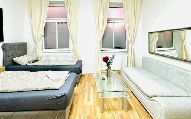 Stylish Studio Stay Near Augarten - photo 2