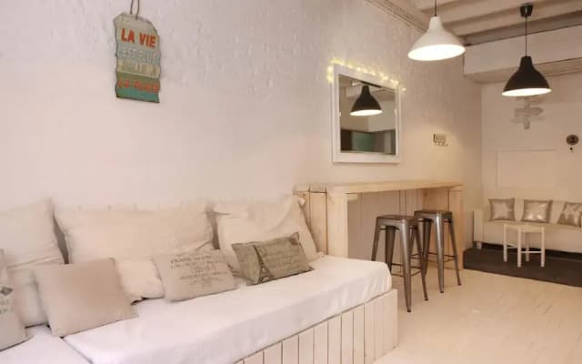 Blue House - photo 4