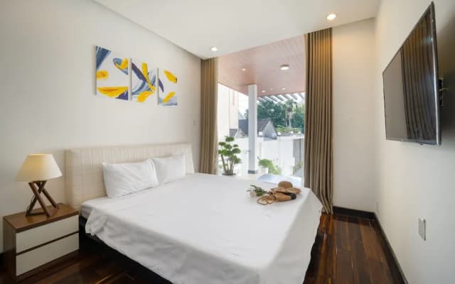 T P Pool Villa - photo 3