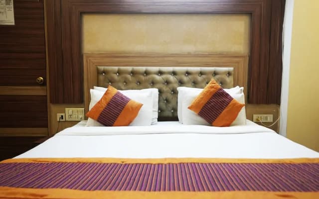 Hotel Classic Karol Bagh - photo 5