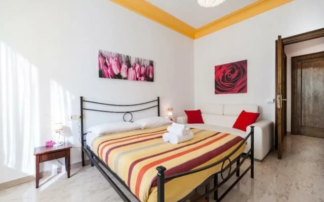 Holidays Apartment Colosseo - photo 2