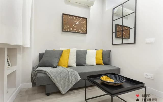 MIT House Bernabeu Comfort en Madrid - photo 2