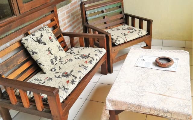 Arjuna Homestay Ubud - photo 4