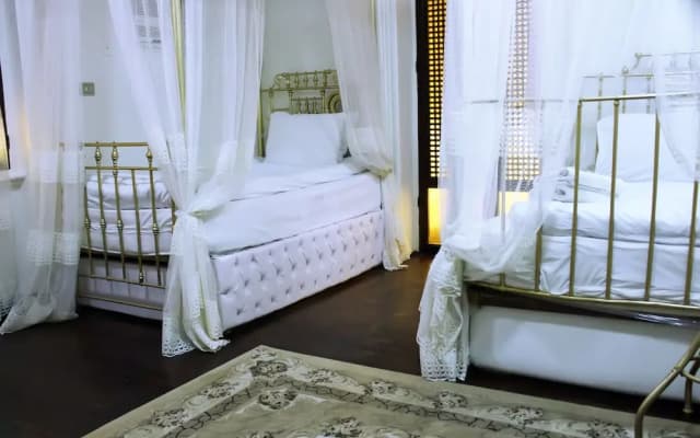 Kings Palace - Hostel - photo 3