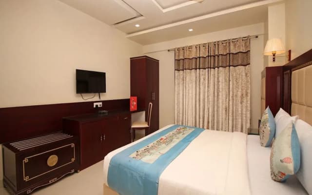 OYO Flagship 737 Paschim Vihar - photo 5