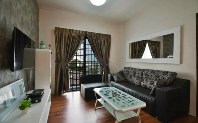DaHong Island Apartment - photo 3