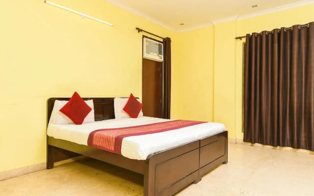 OYO 8534 Paradise Inn DEL728 - photo 5