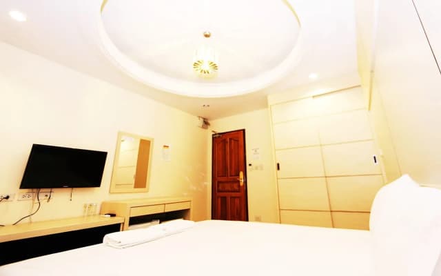 T3 Residence - photo 4