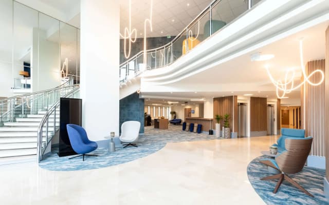 Radisson Hotel Nice Airport - photo 2