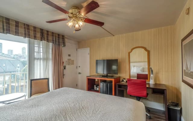 Wharf Inn - photo 4