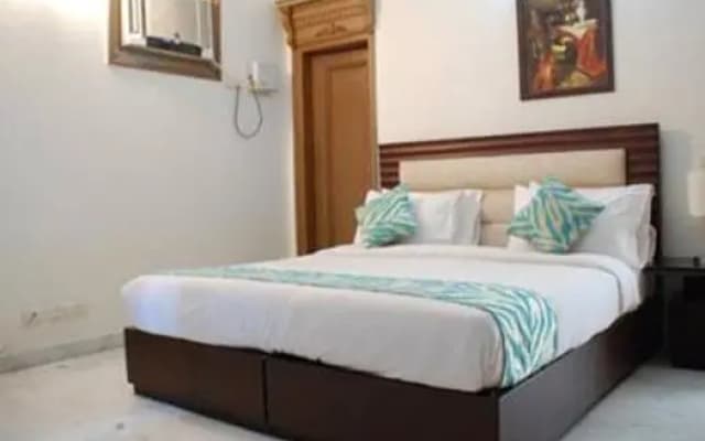 Blue Sapphire Inn - photo 3