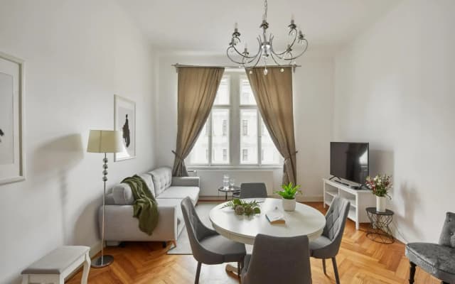 Deluxe Apartment in Lesser Town by Prague Days - photo 4