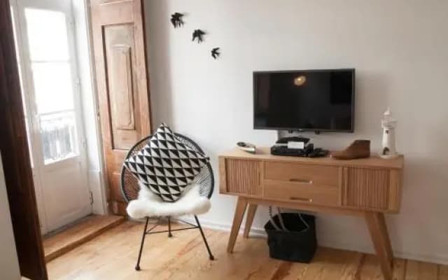Feels Like Home Estrela Comfortable Flat - photo 2