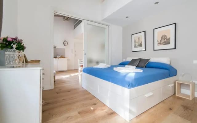 Central Station Lovely Apartment - photo 4