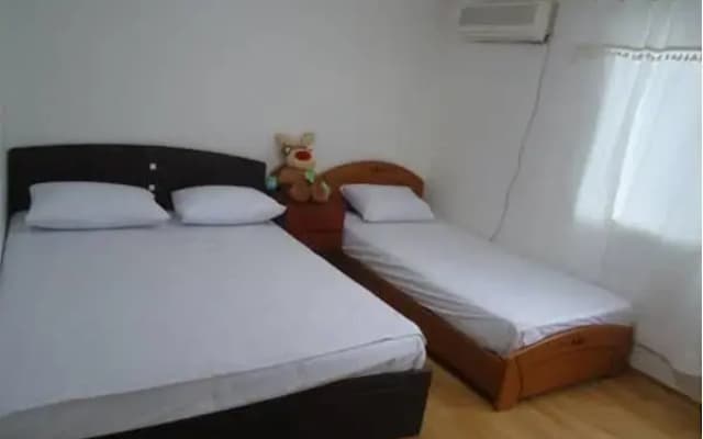 Martin House - photo 4