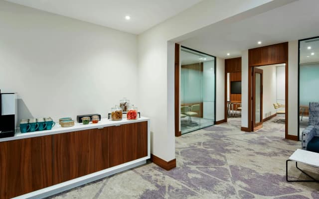 London Heathrow Marriott Hotel - photo 2