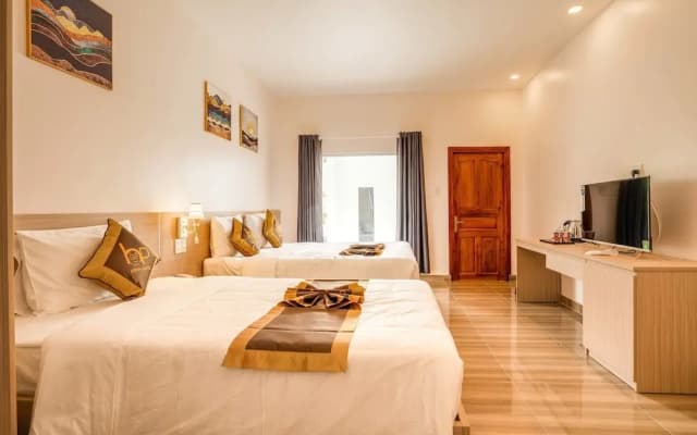 Happy Hotel - photo 4