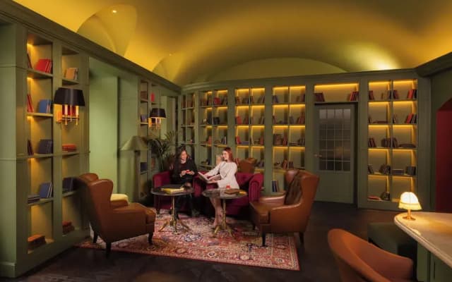 Wonder Budapest Hotel - photo 2
