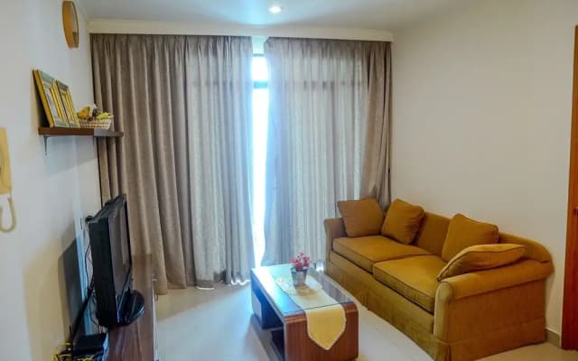 Best Spacious Hampton's Park Apartment - photo 2