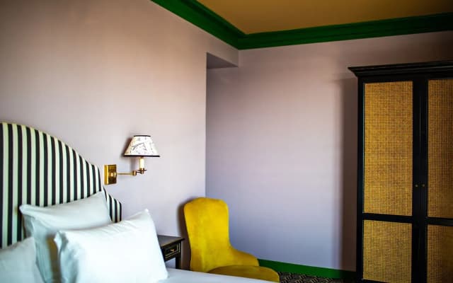 Les Deux Gares and Spa Hotel - photo 3
