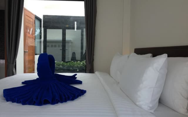 Limelight Village - photo 2