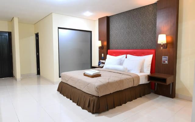 C'One Hotel Cempaka Putih - photo 5