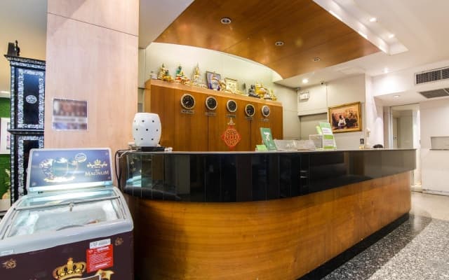 Ten Stars Hotel Pratunam - photo 2