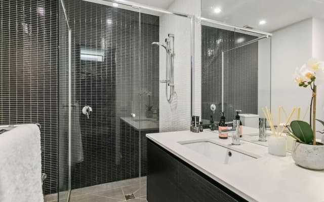 GRATTAN A Premier Location & Modern Space - photo 4