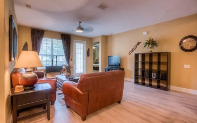 Florida Hideaway at Vista Cay - photo 2